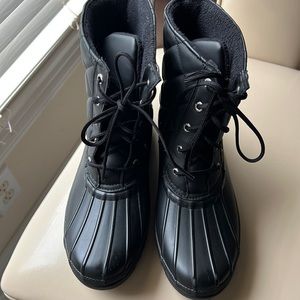 Sperry duck boots. size 7 women’s